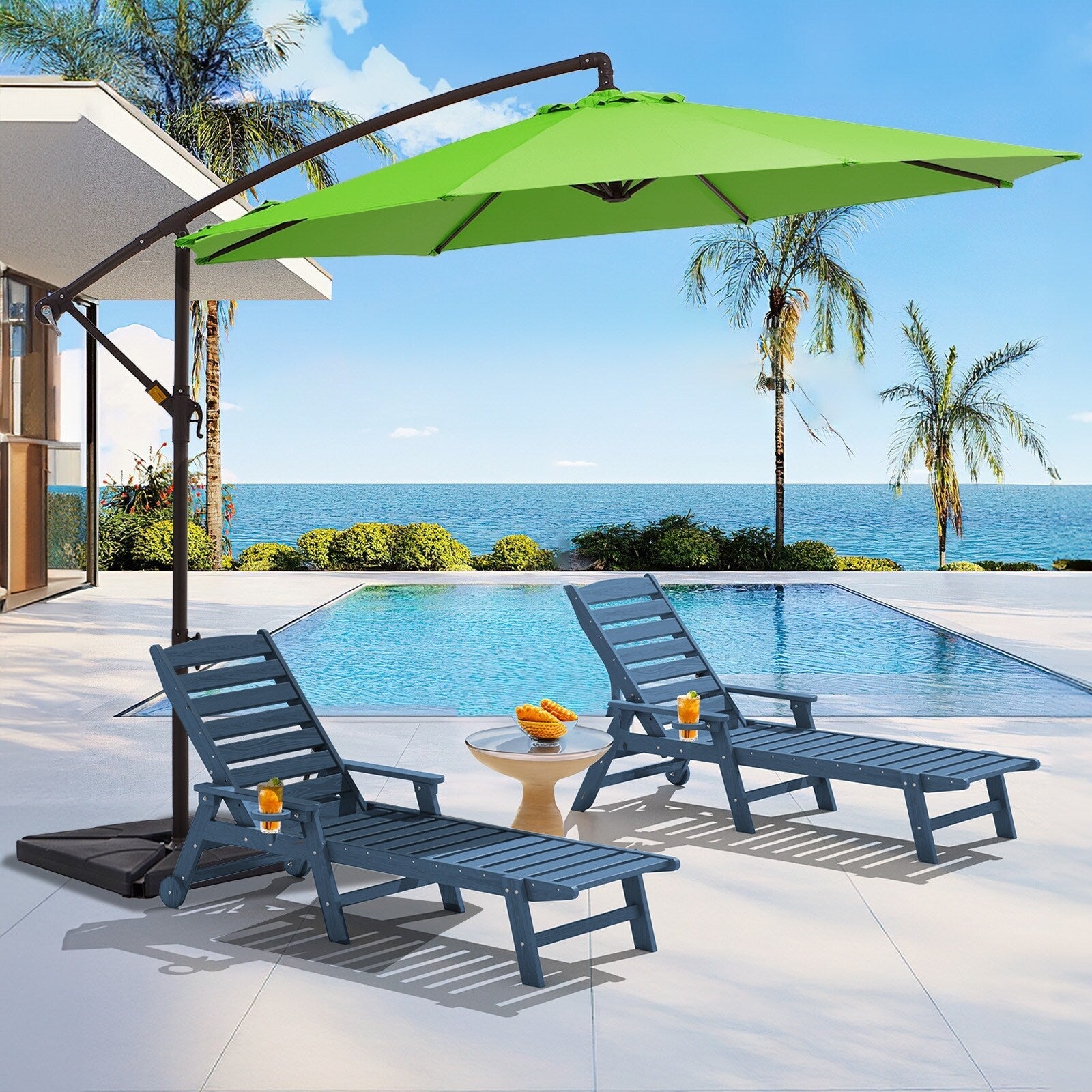 10 Fuß großer, freitragender Stahlschirm mit Kurbelmechanismus und beschwertem Fuß