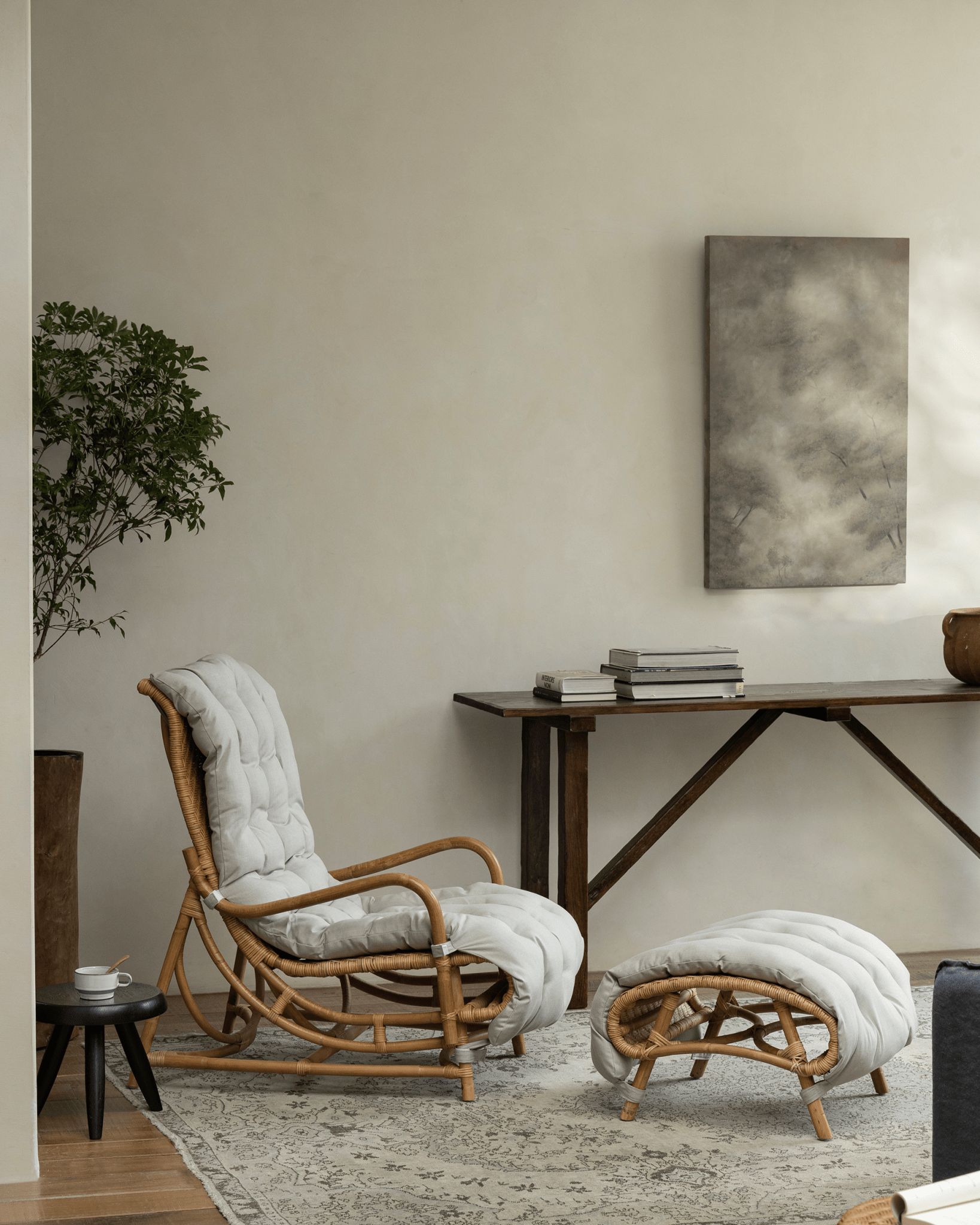 Nalgae Rattan Lounge Chair