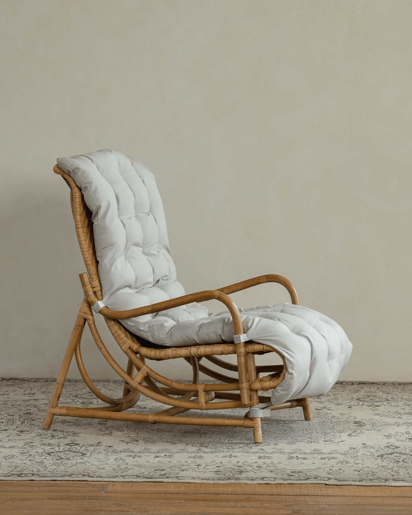 Nalgae Rattan Lounge Chair