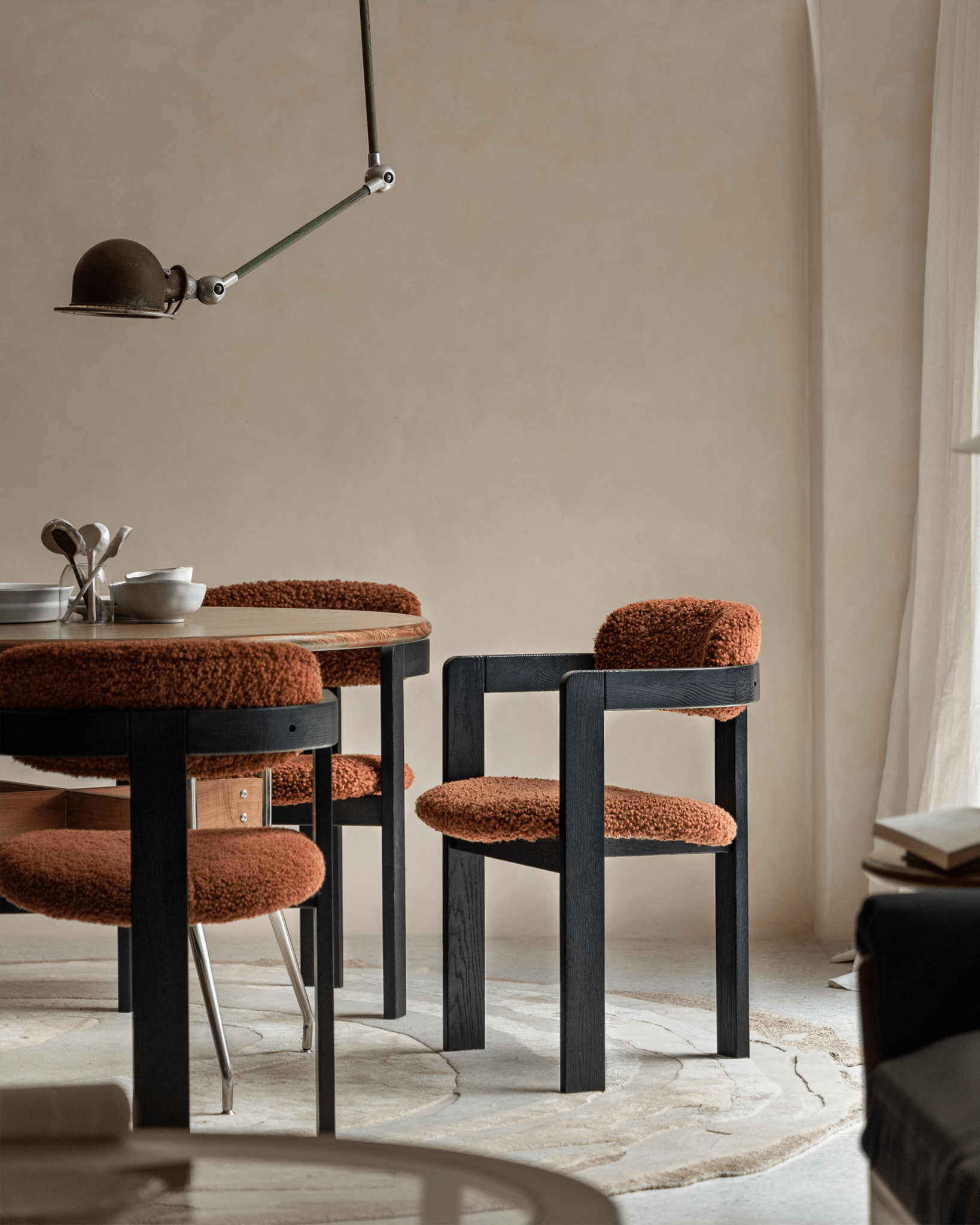 Pamplona Shearling Chair