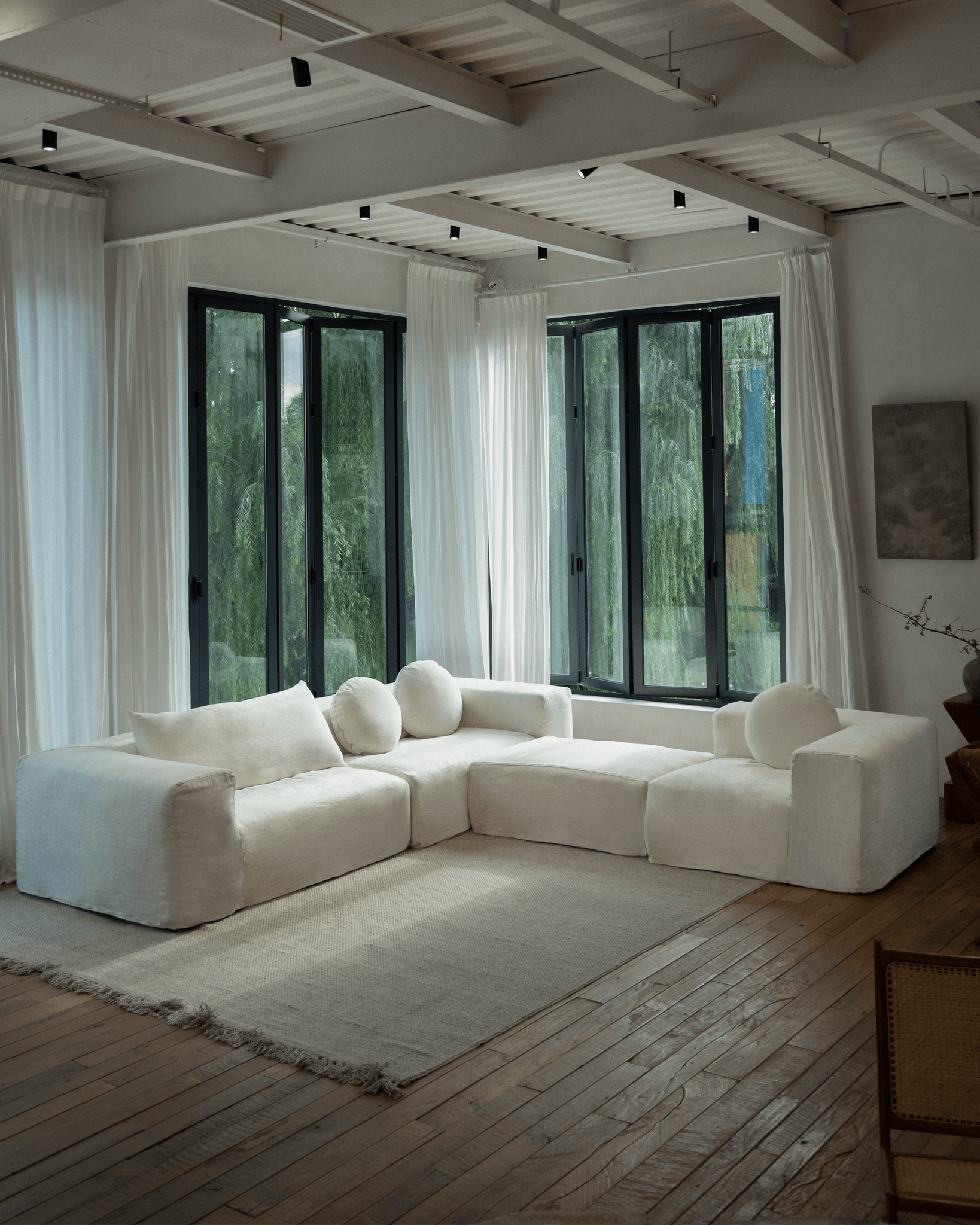 Doma Sectional Sofa