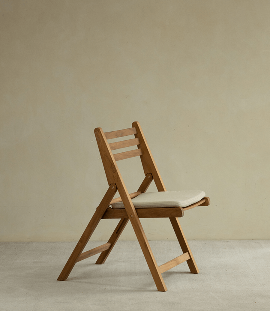 Lambda Outdoor Folding Chair