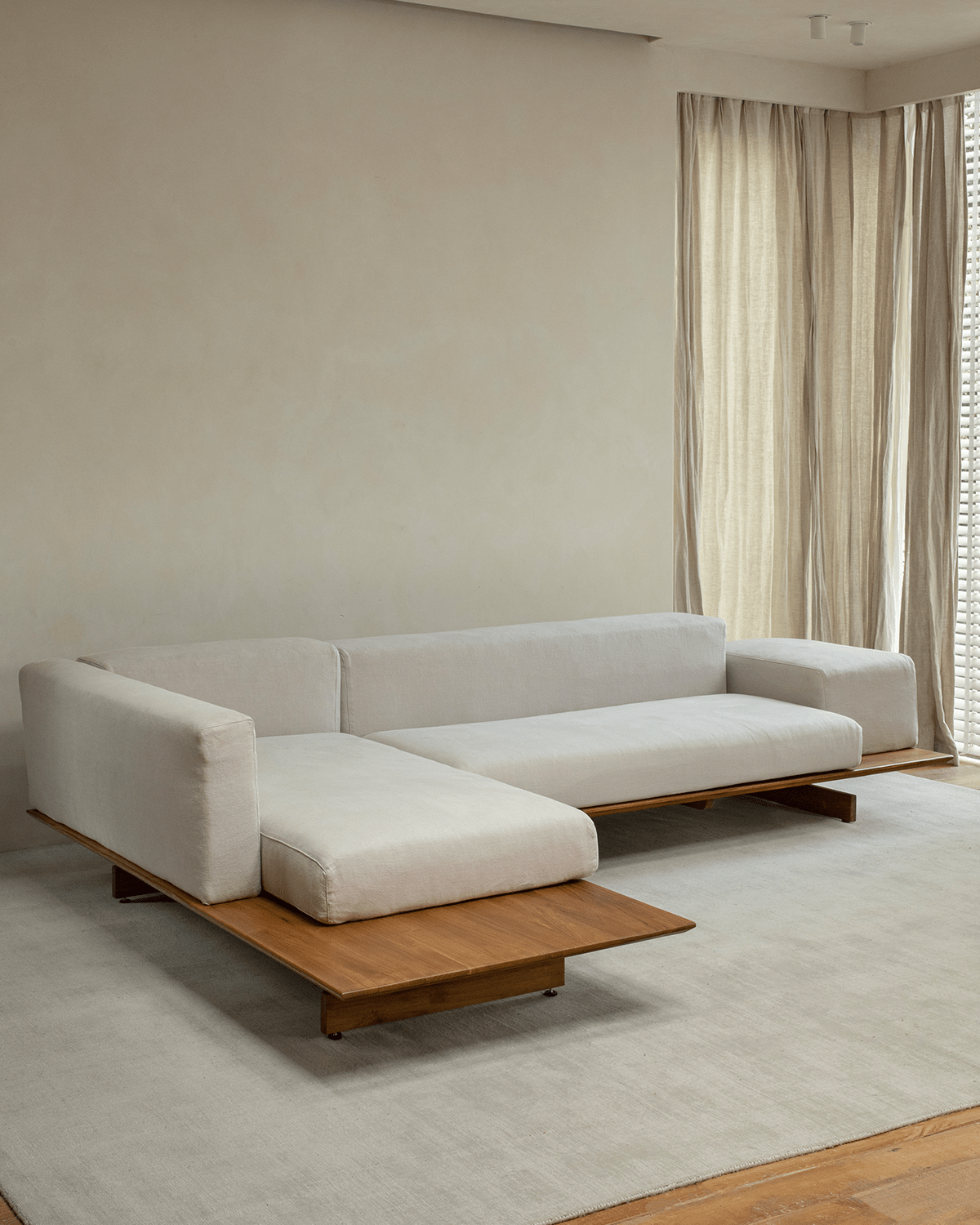 Tatami Linen Modular Sofa