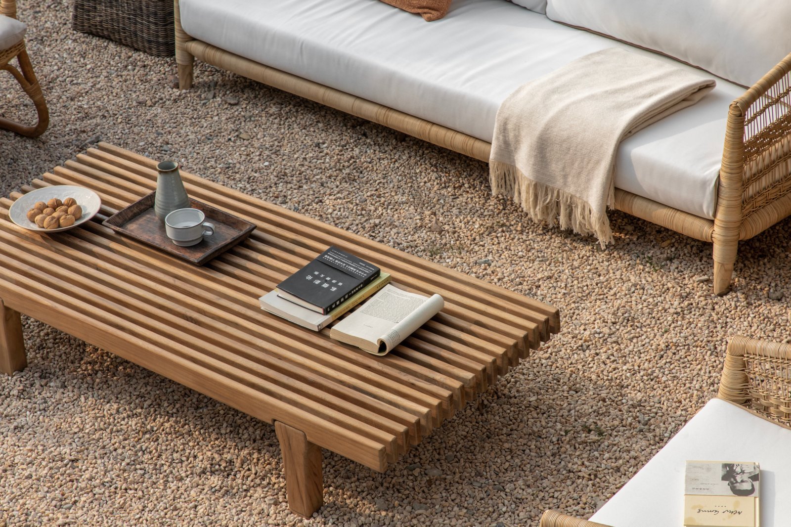 Daybed Coffee Table
