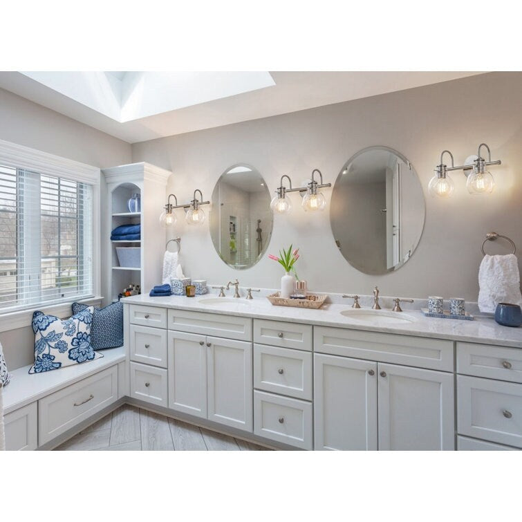 2/3-flammige Badezimmer-Wandleuchte mit Glasschirm