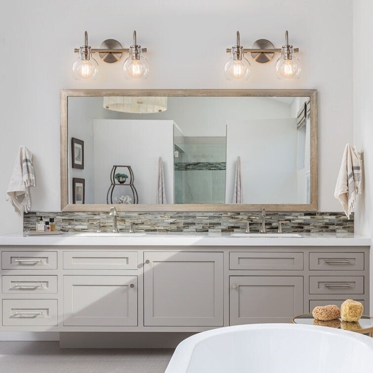 2/3-flammige Badezimmer-Wandleuchte mit Glasschirm