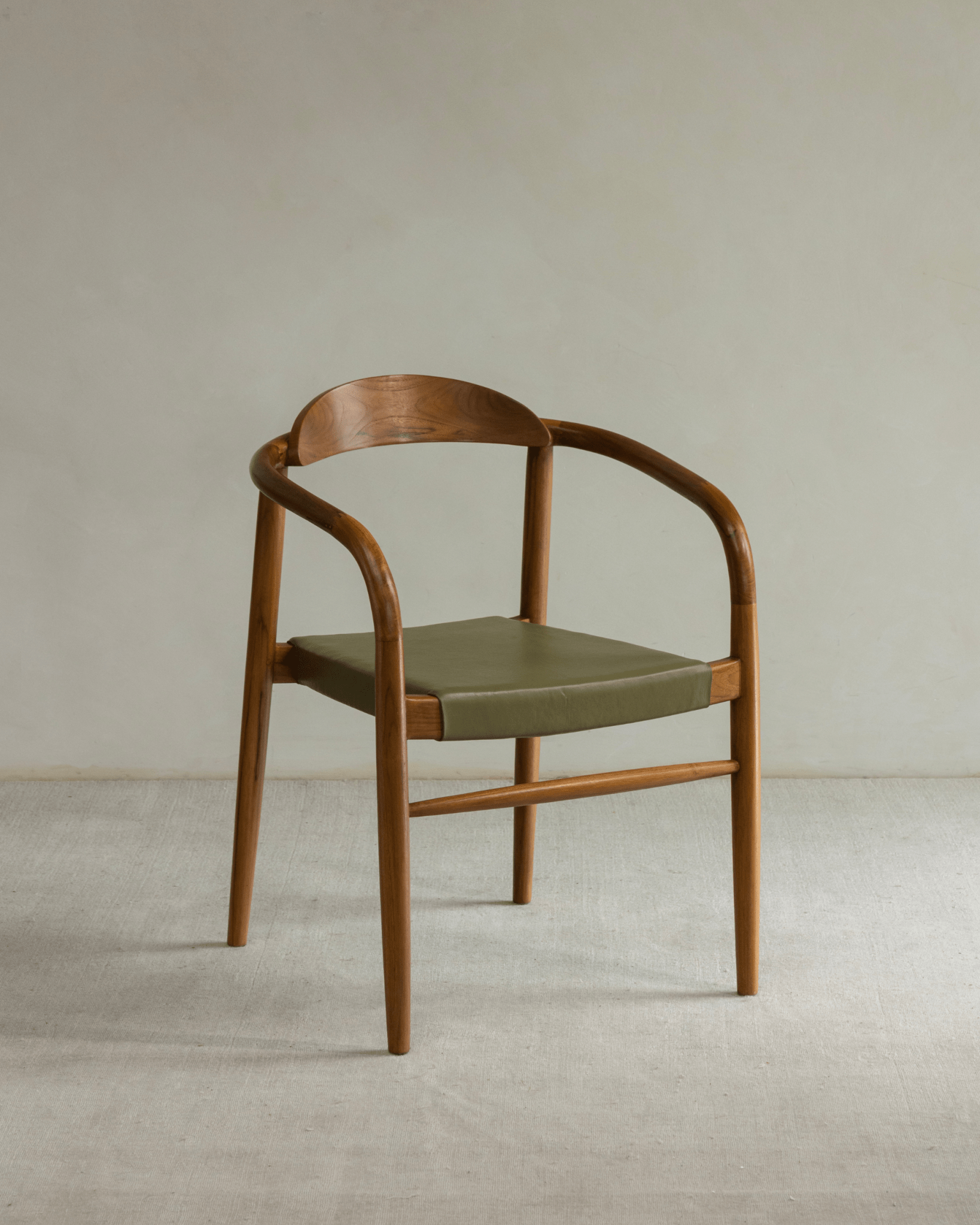 Halbmond-Ledersessel