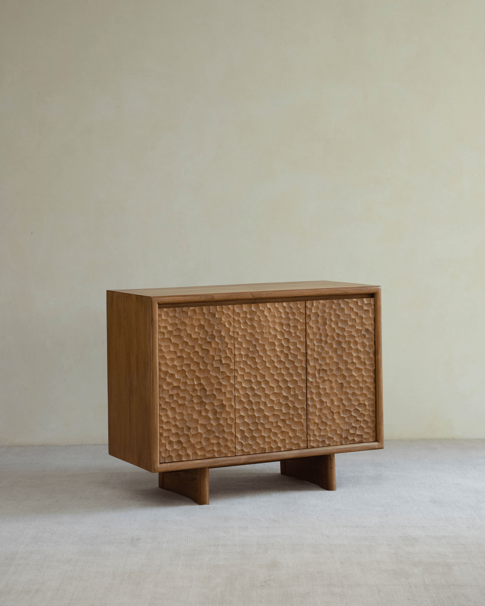 NO.3 Honeycomb Cabinet