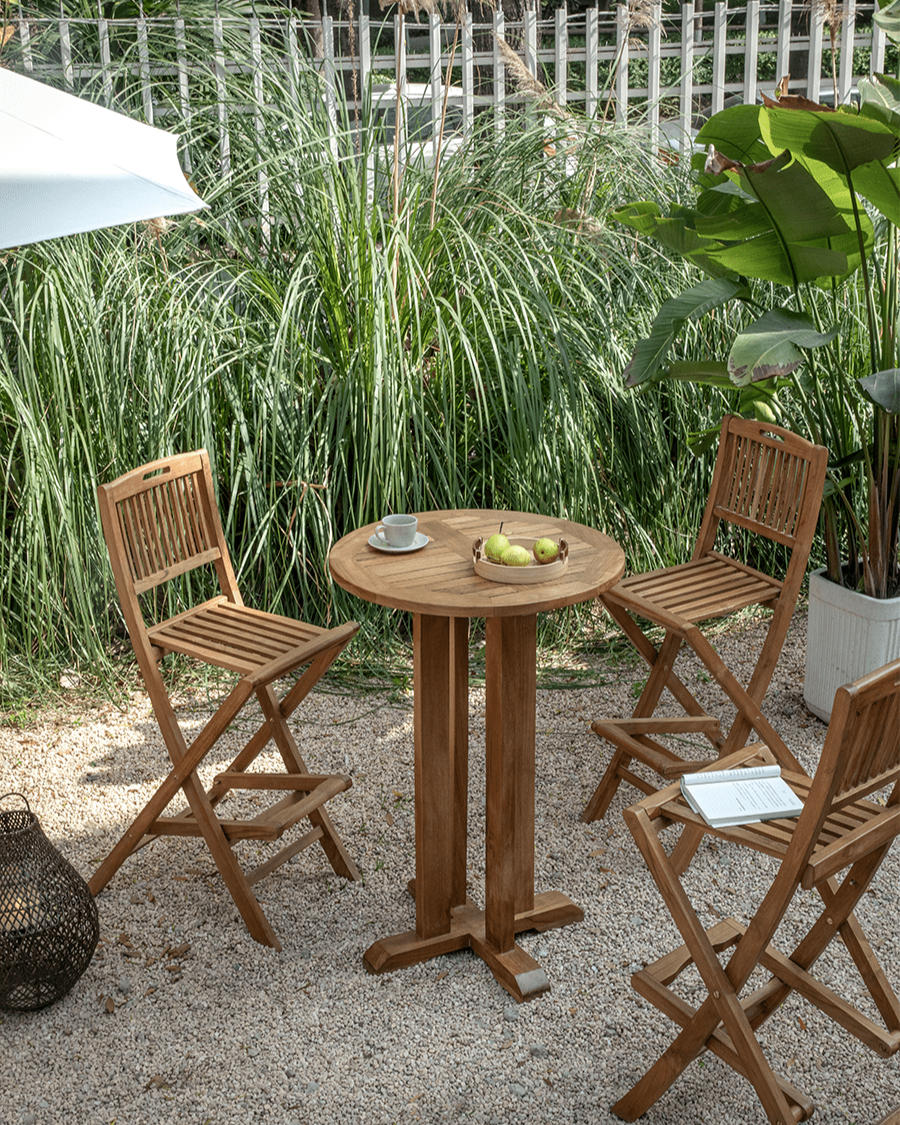Outdoor-Bar-Stuhl- und Tischset
