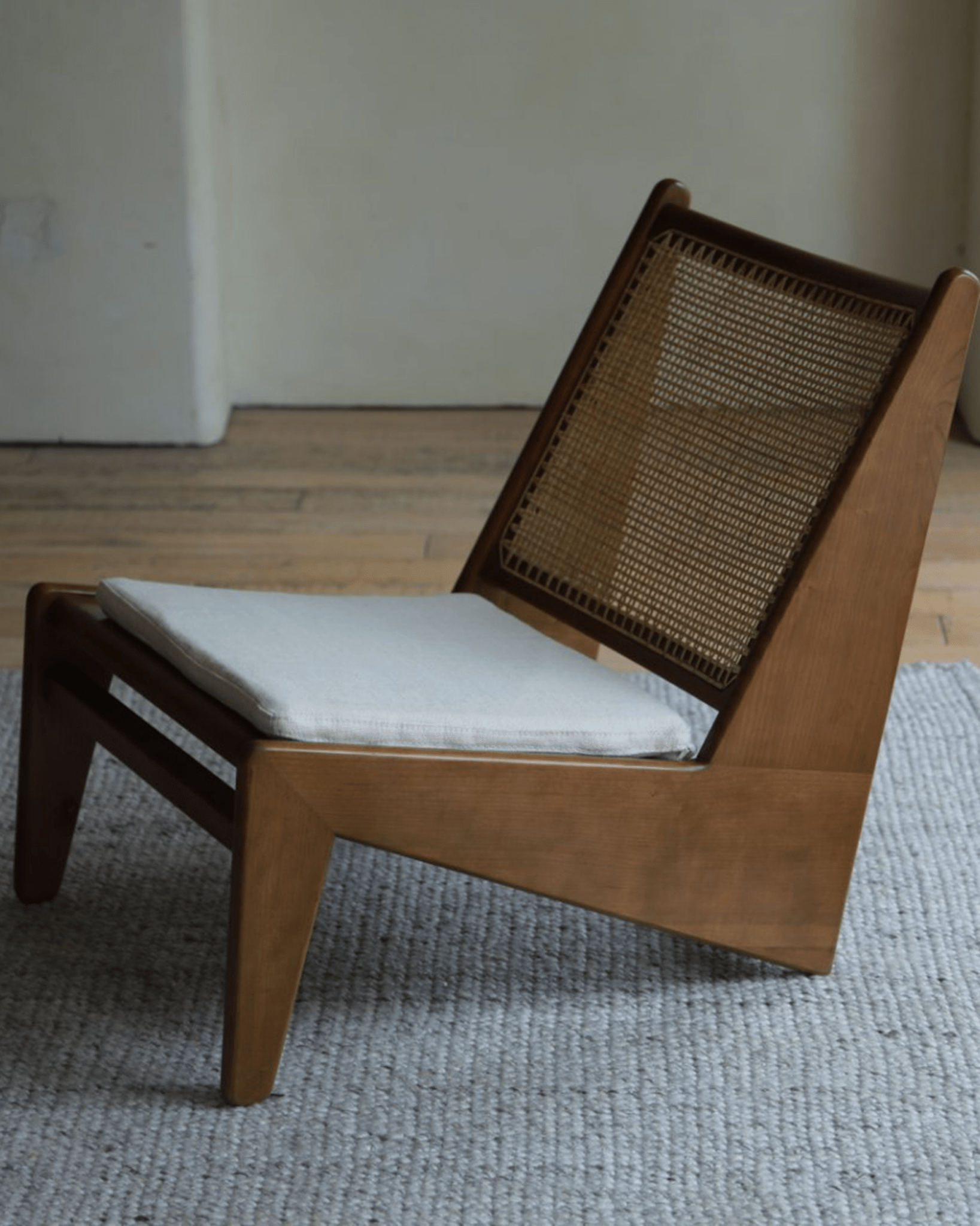 Chandigarh Kangaroo Lounge Chair