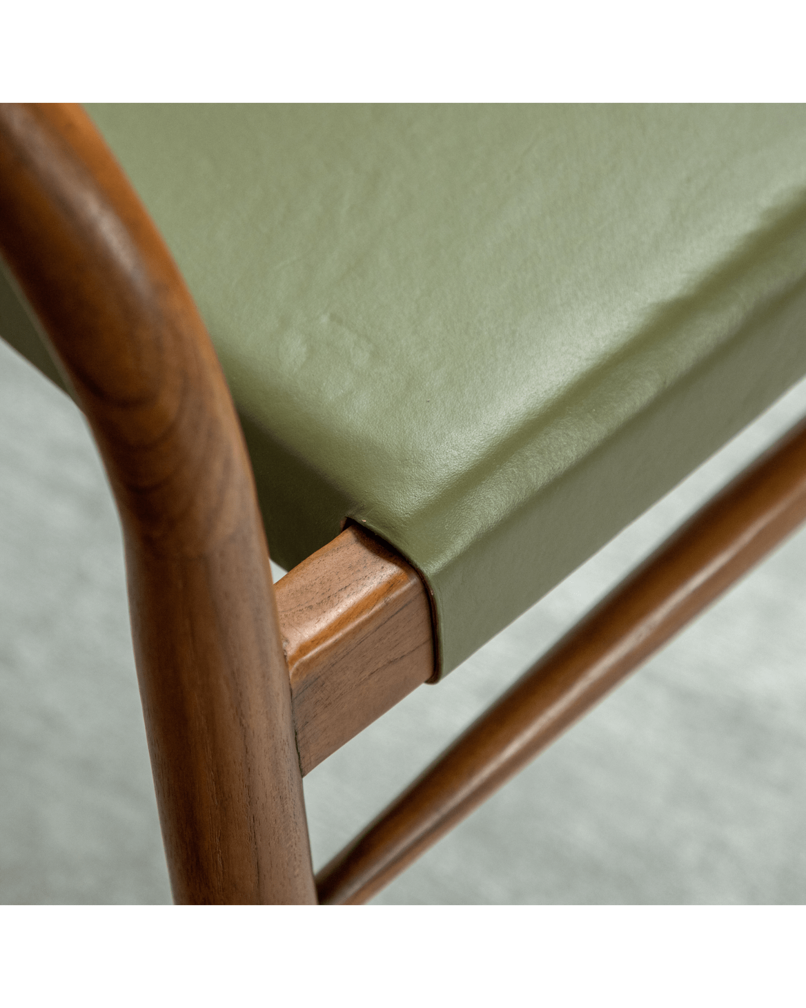 Halbmond-Ledersessel