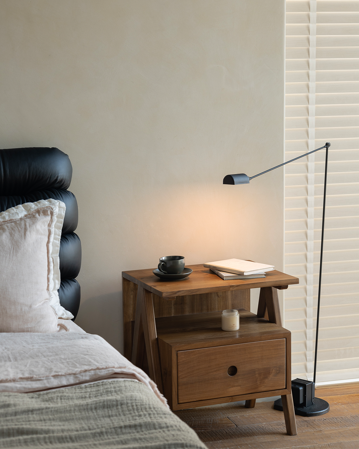 Astral Nightstand