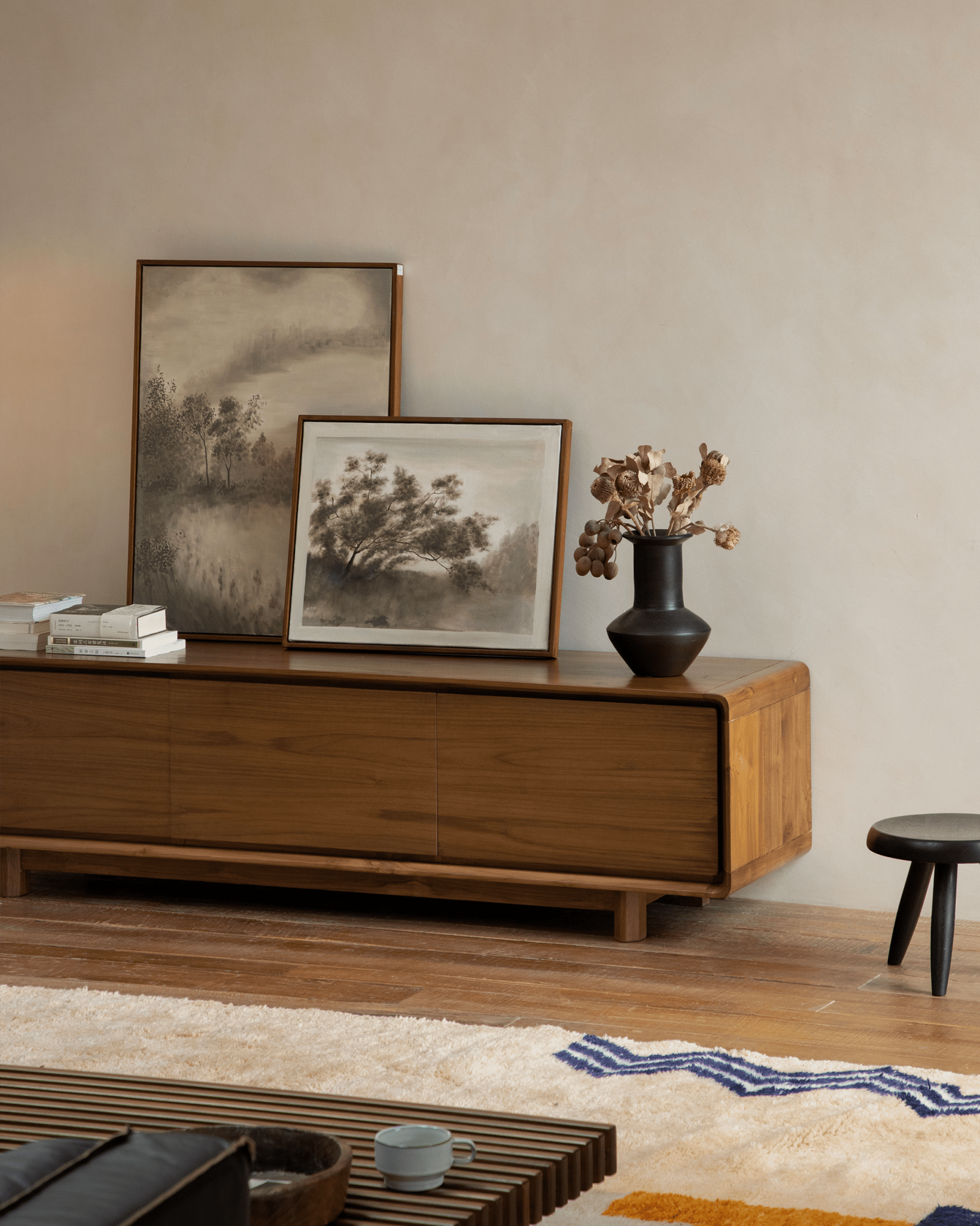 Medienkonsole Nr. 34