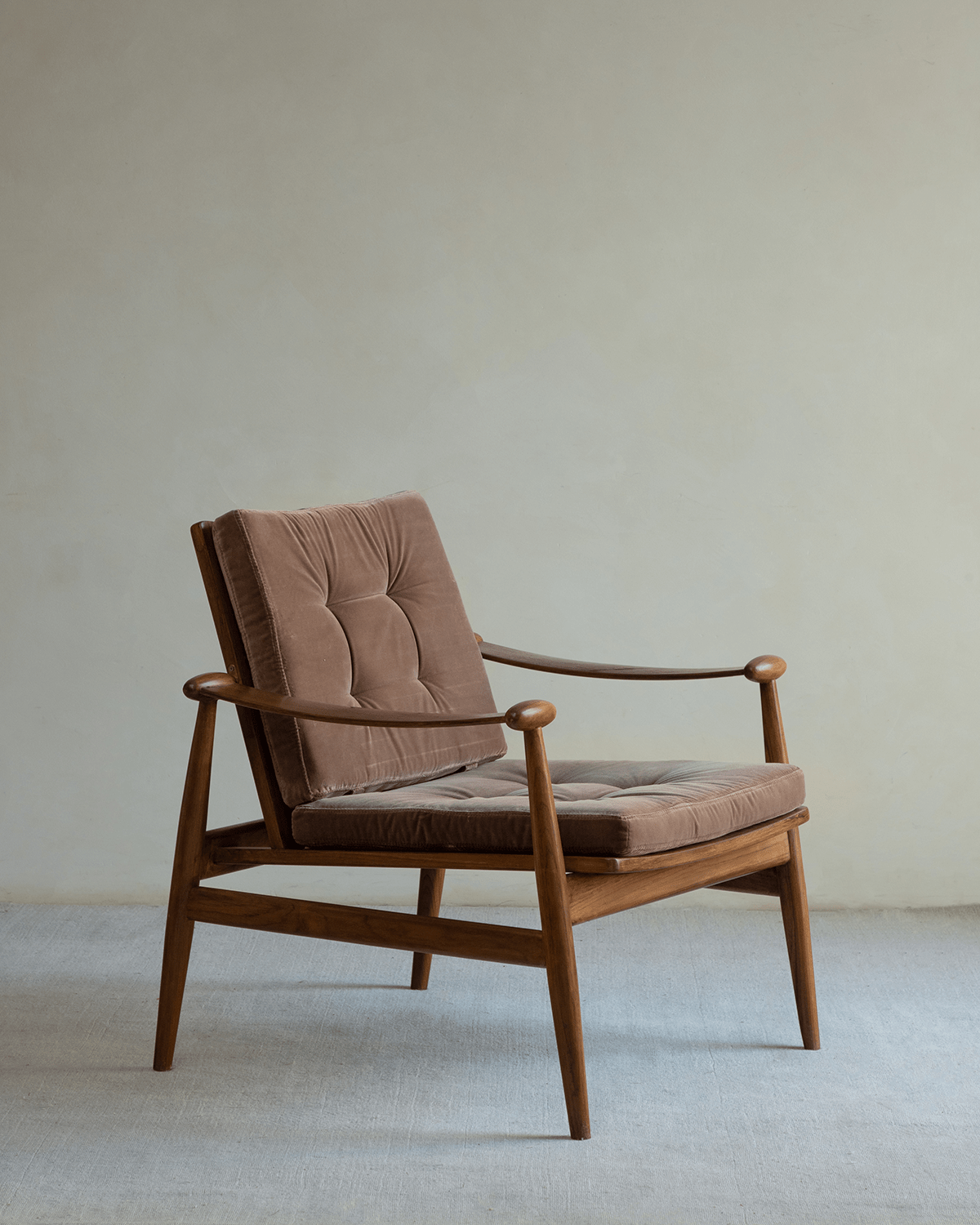 Elise Lounge Chair
