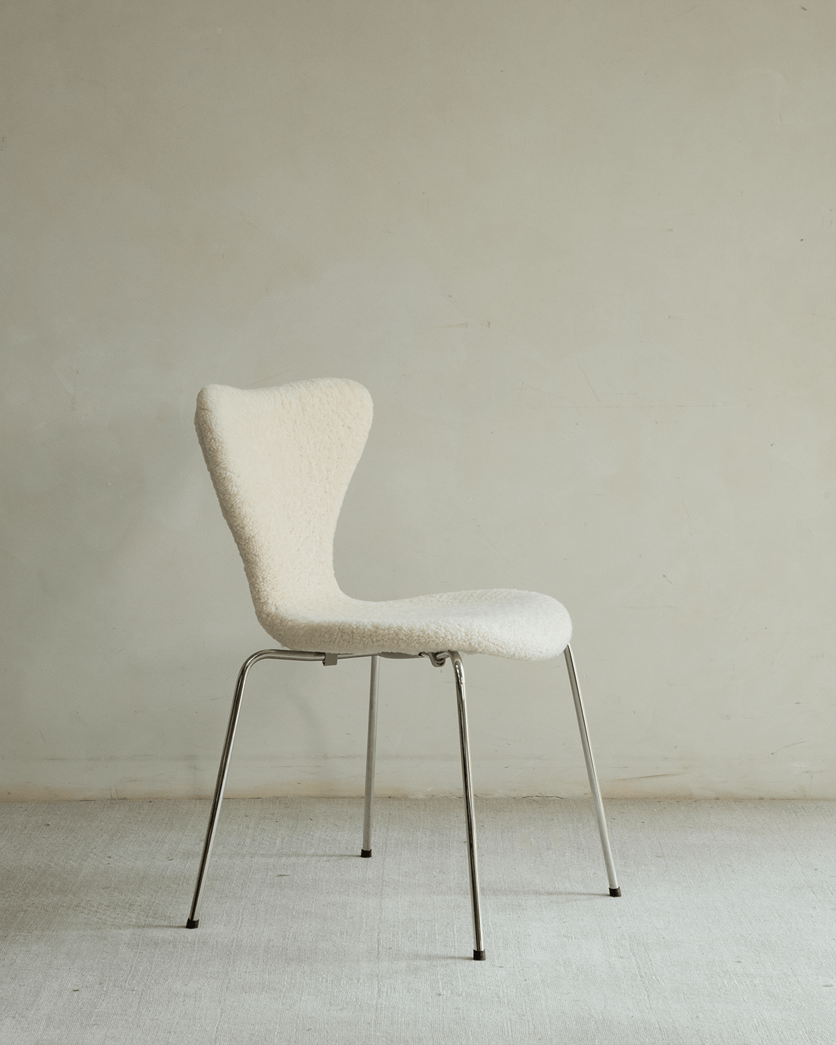 Pietra Shearling Chair