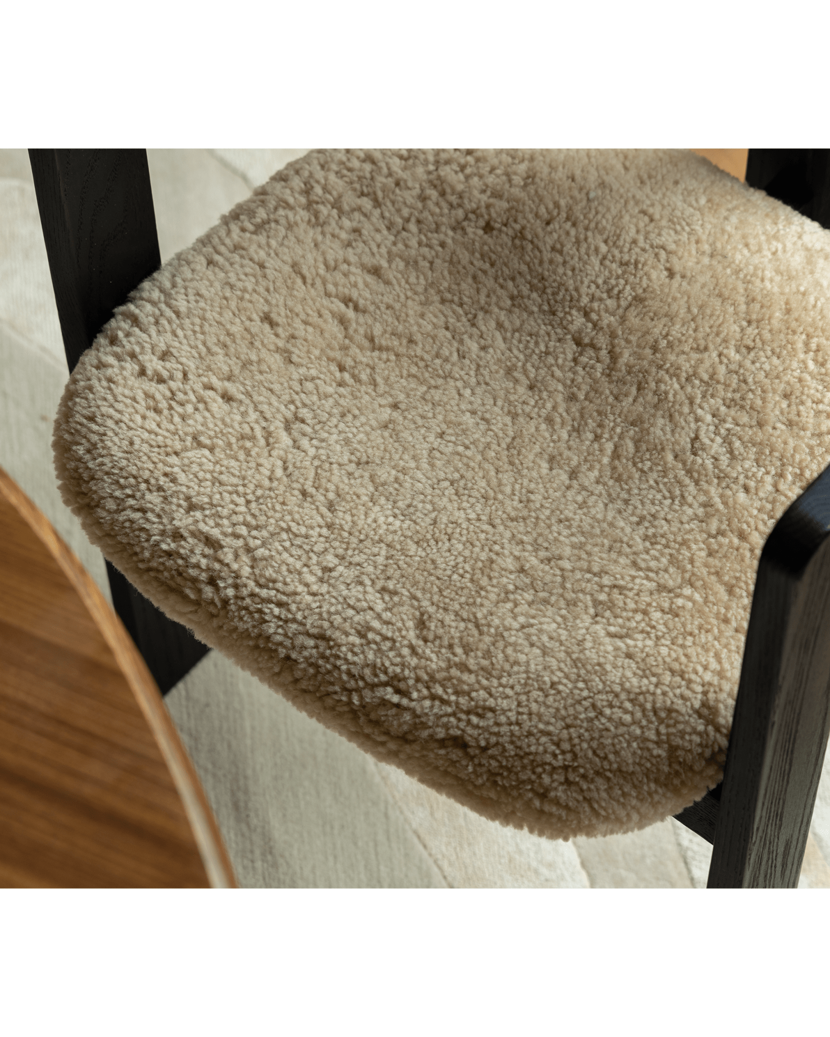 Pamplona Shearling Chair