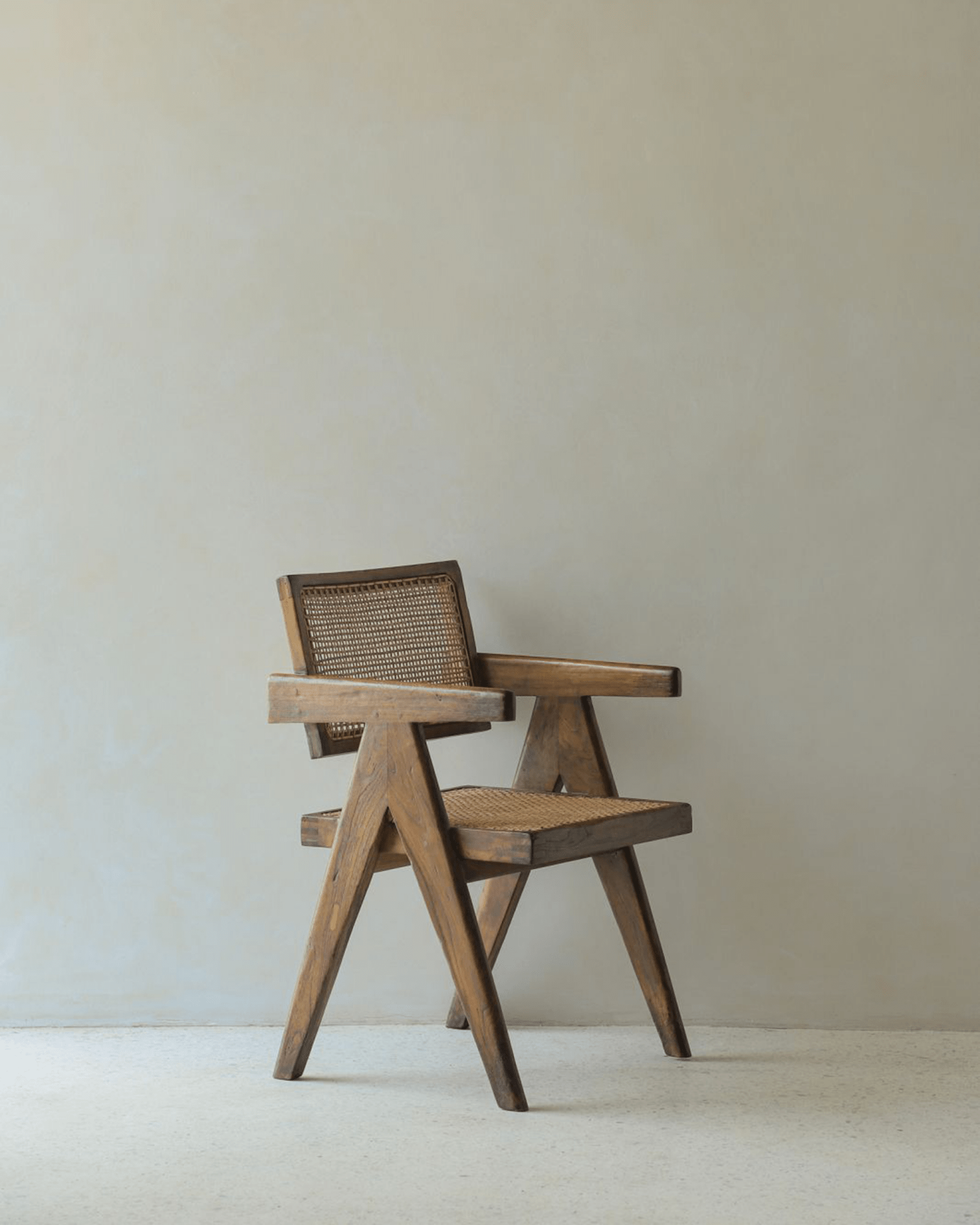 Chandigarh Office Chair Reproduction