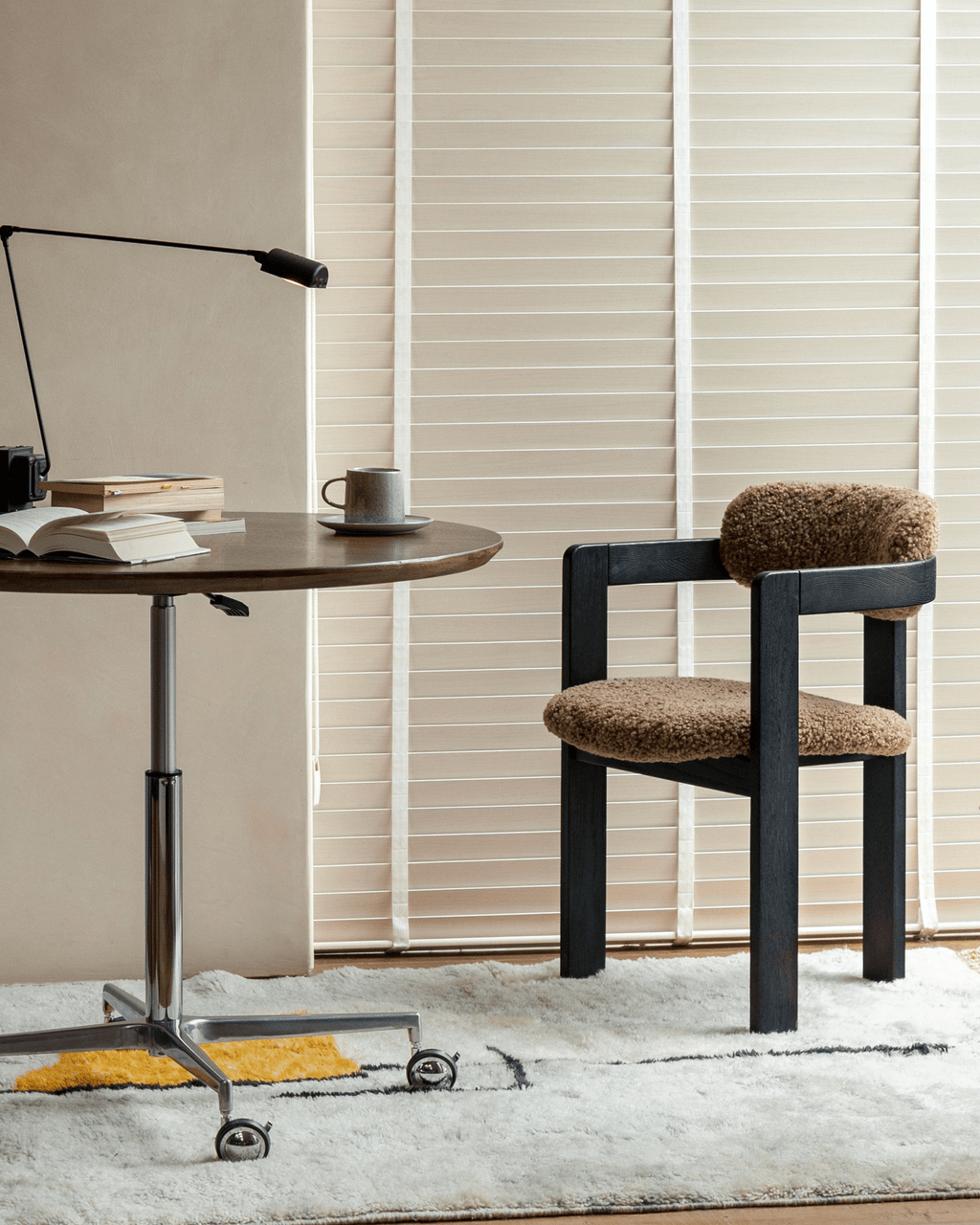 Pamplona Shearling Chair