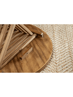 Klappbarer Couchtisch mit Tischplatte