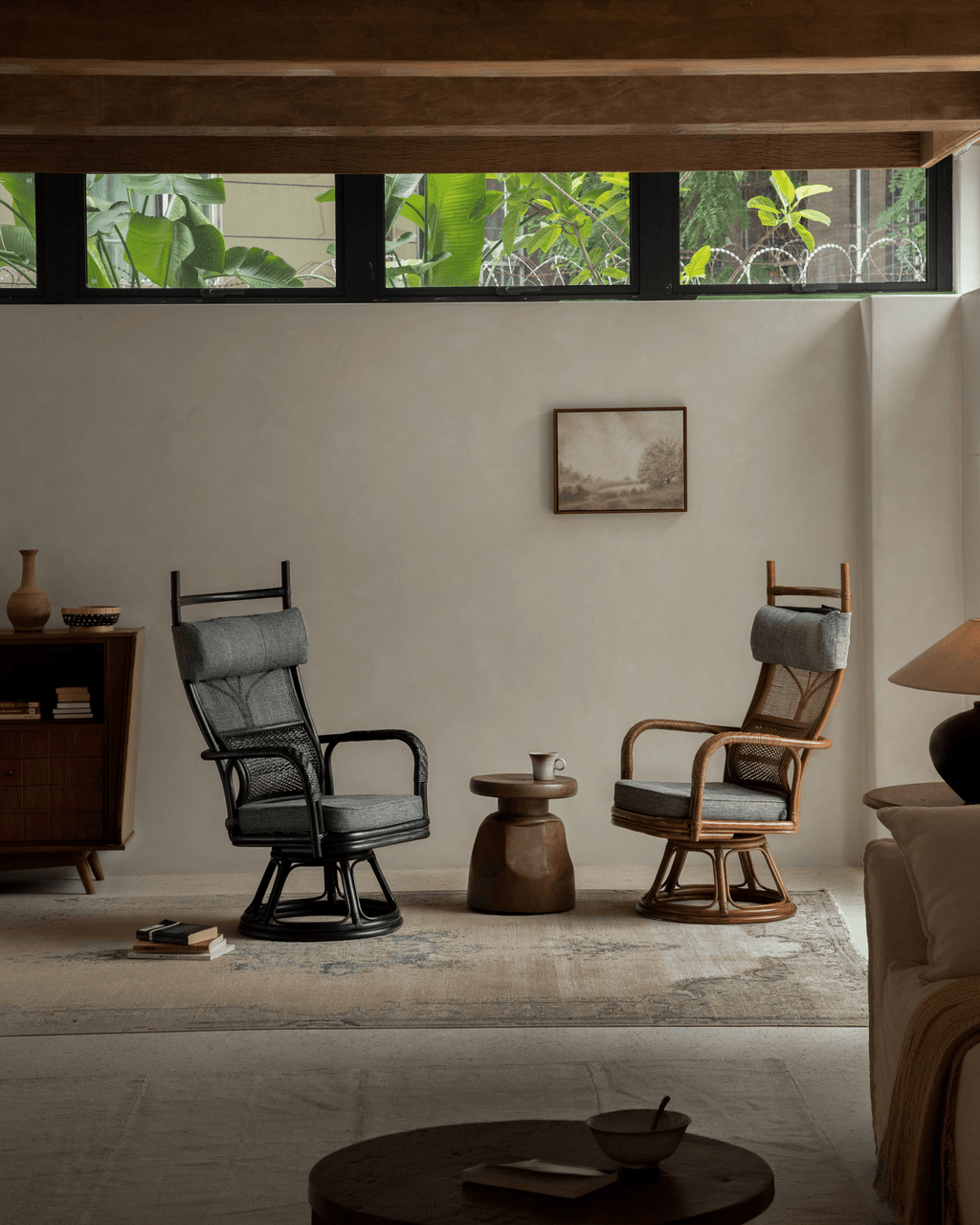 Gakusha Rattan-Drehstuhl