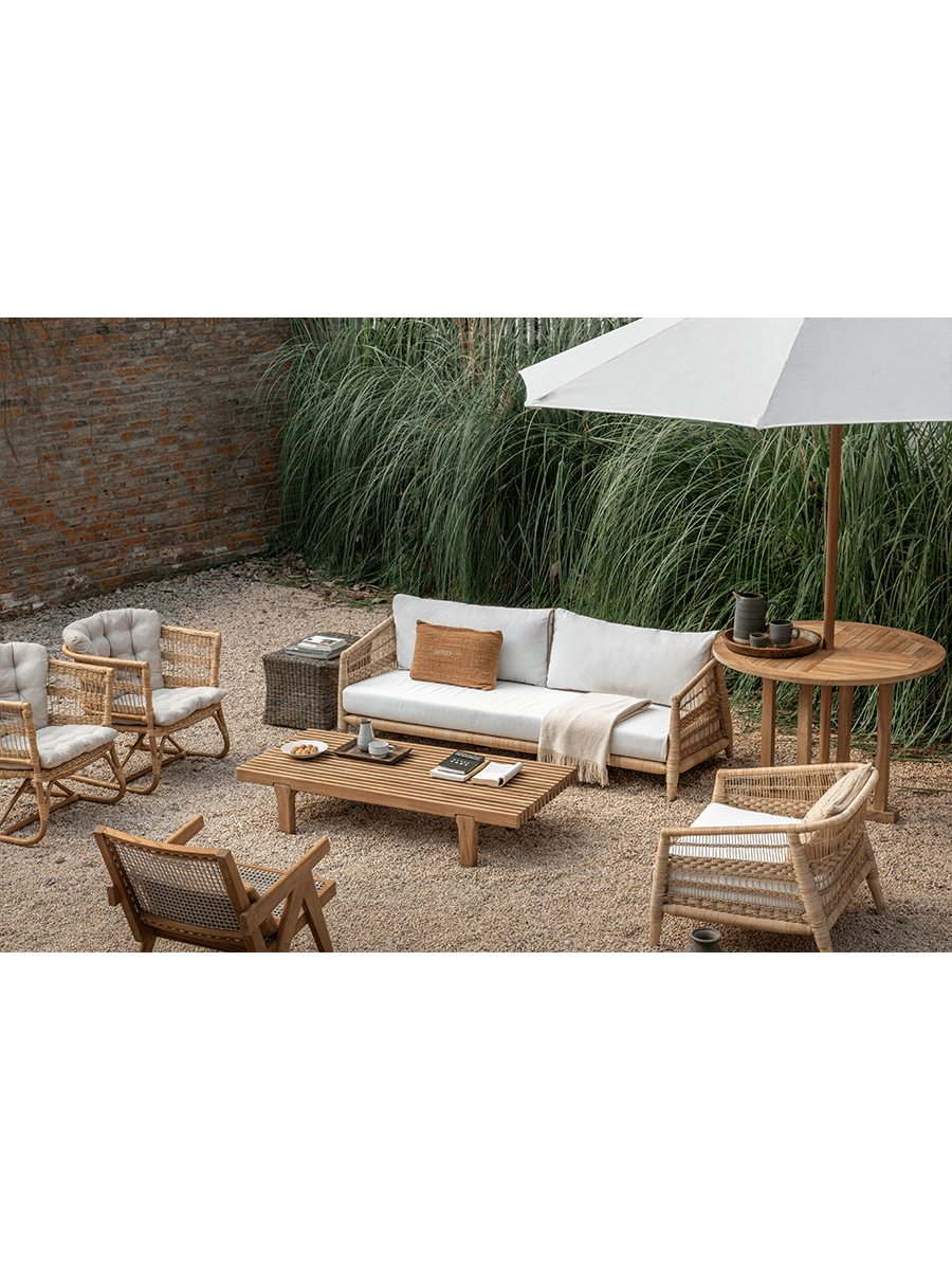 Couchtisch für den Außenbereich