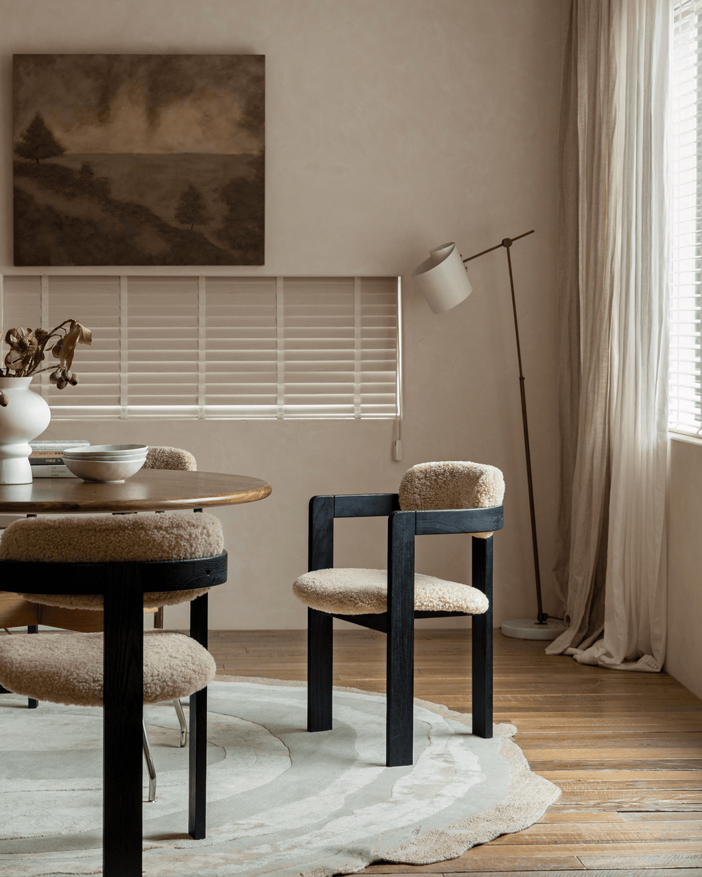 Pamplona Shearling Chair