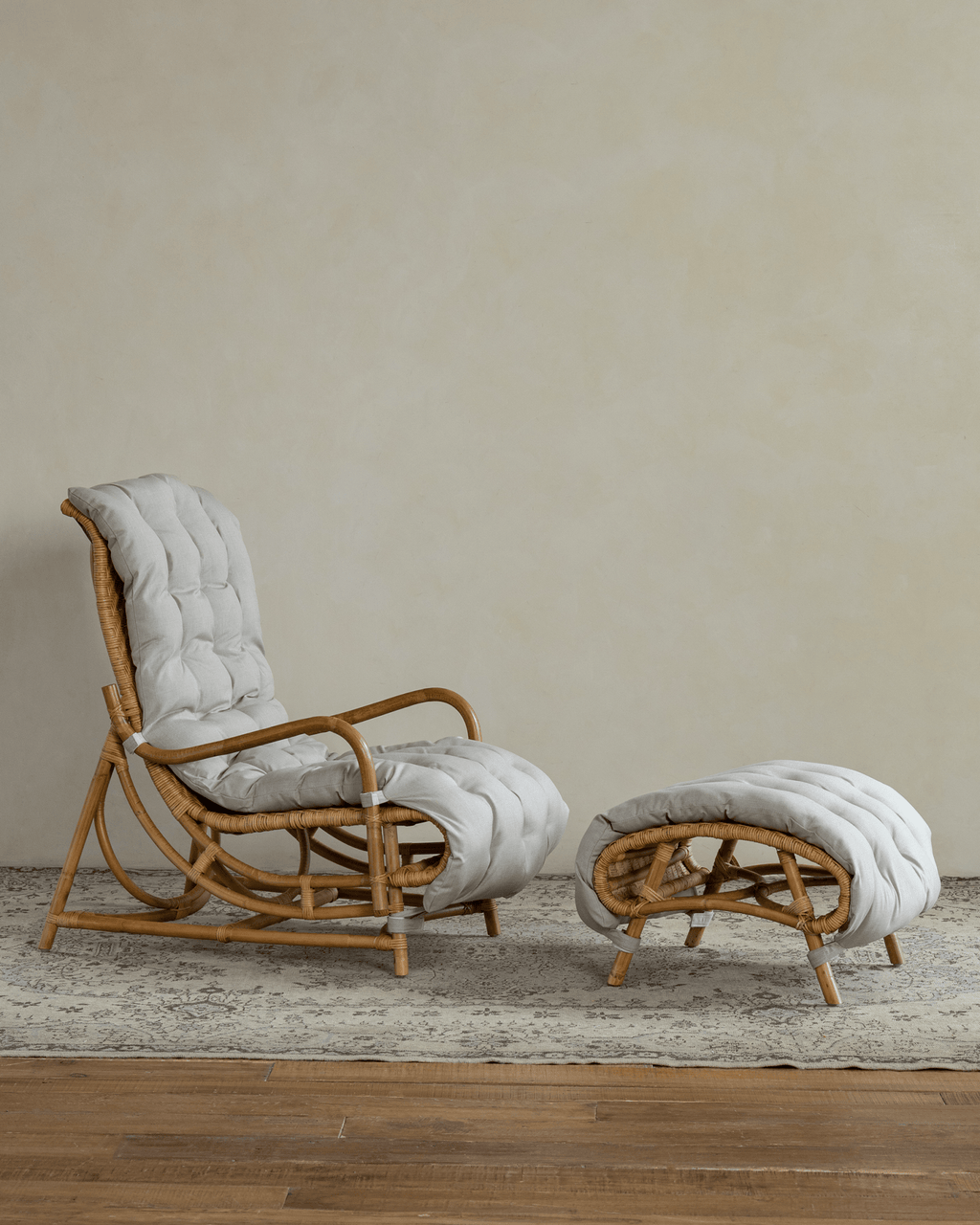 Nalgae Rattan Lounge Chair