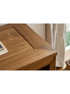 Bücherregal mit Glasfront