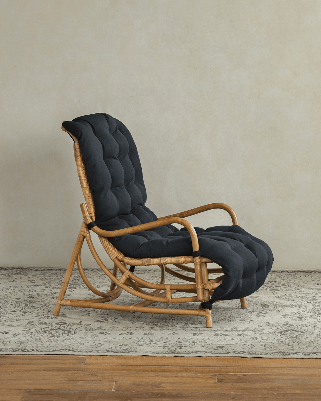 Nalgae Rattan Lounge Chair