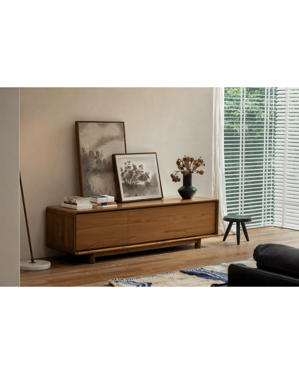 Medienkonsole Nr. 34