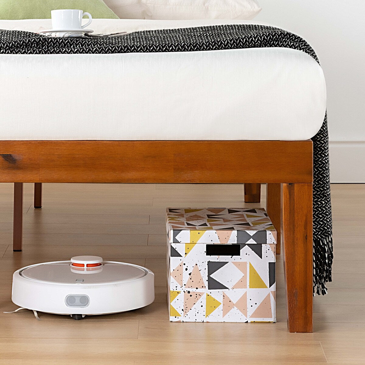 Klassisches 16-Zoll-Plattformbettgestell aus Massivholz in verschiedenen Ausführungen