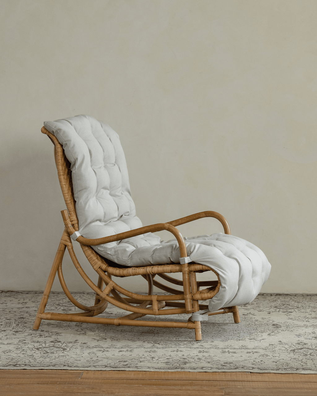 Nalgae Rattan Lounge Chair