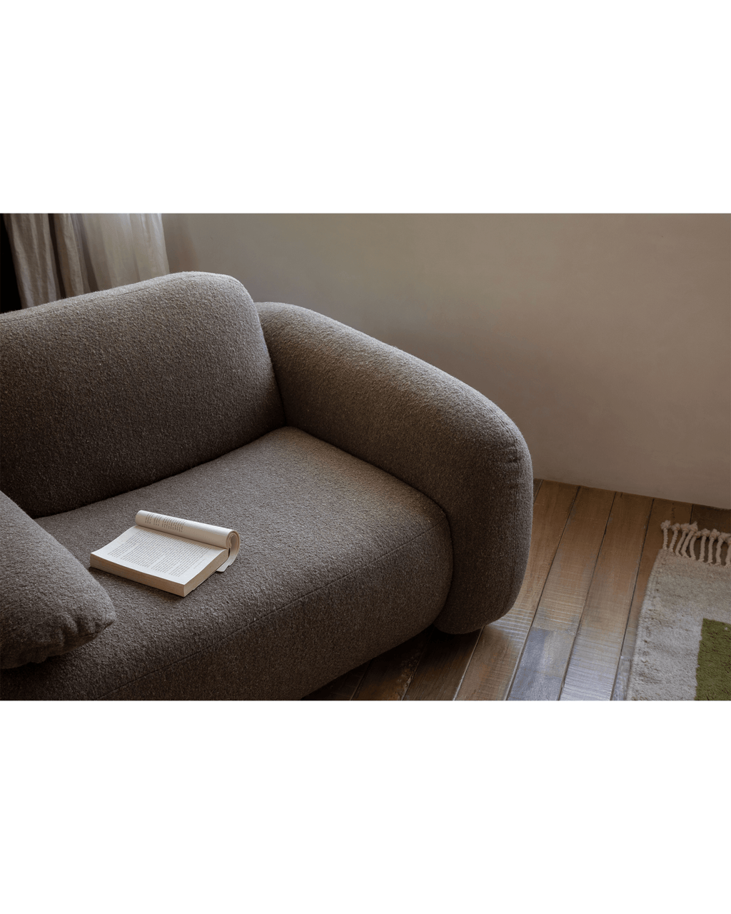 Gestein Bouclé Sessel