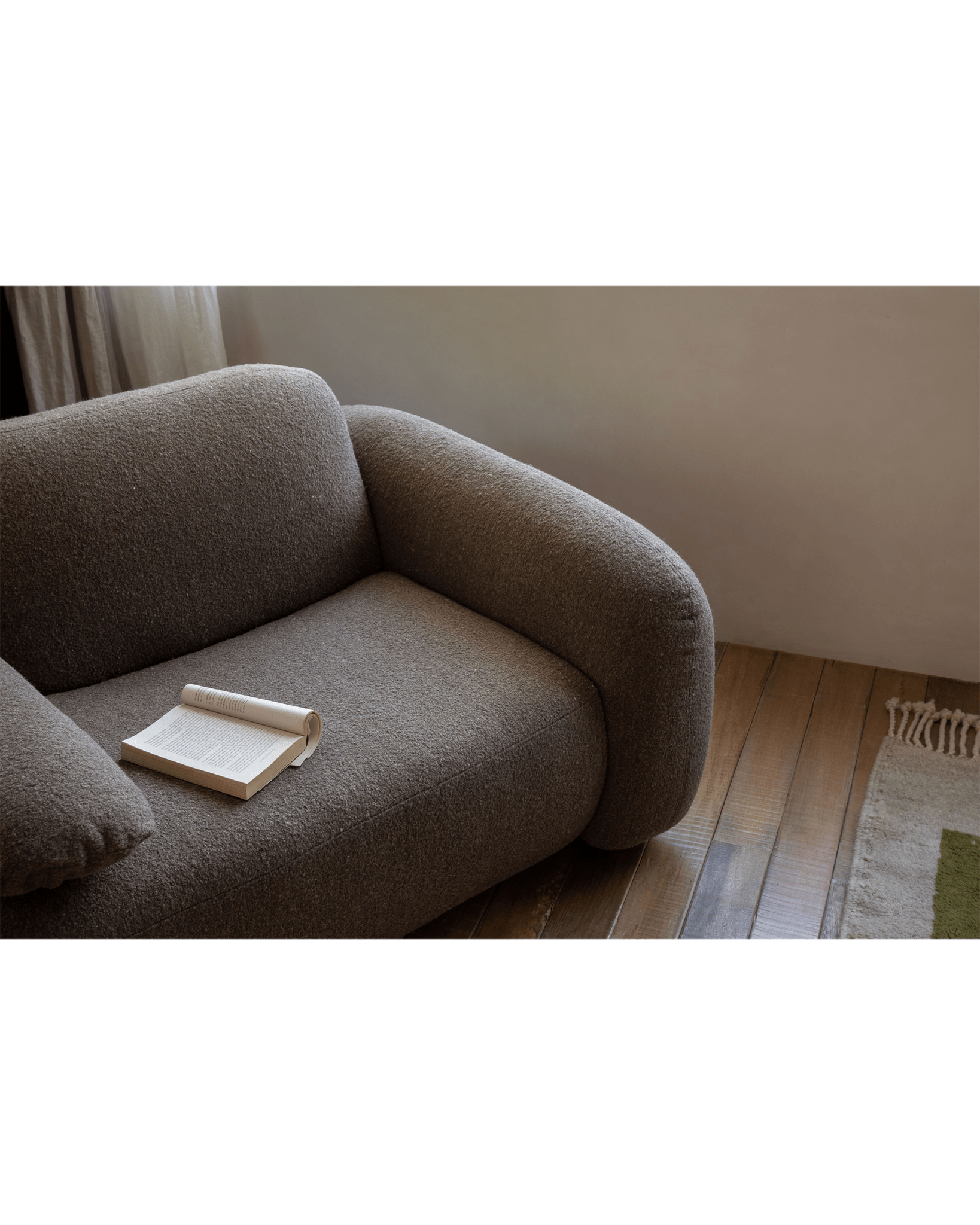 Gestein Bouclé Sessel