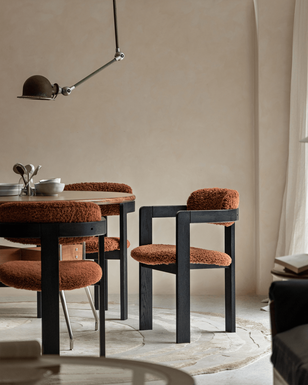 Pamplona Shearling Chair