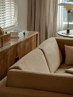 Sofa mit Rock aus Leinen