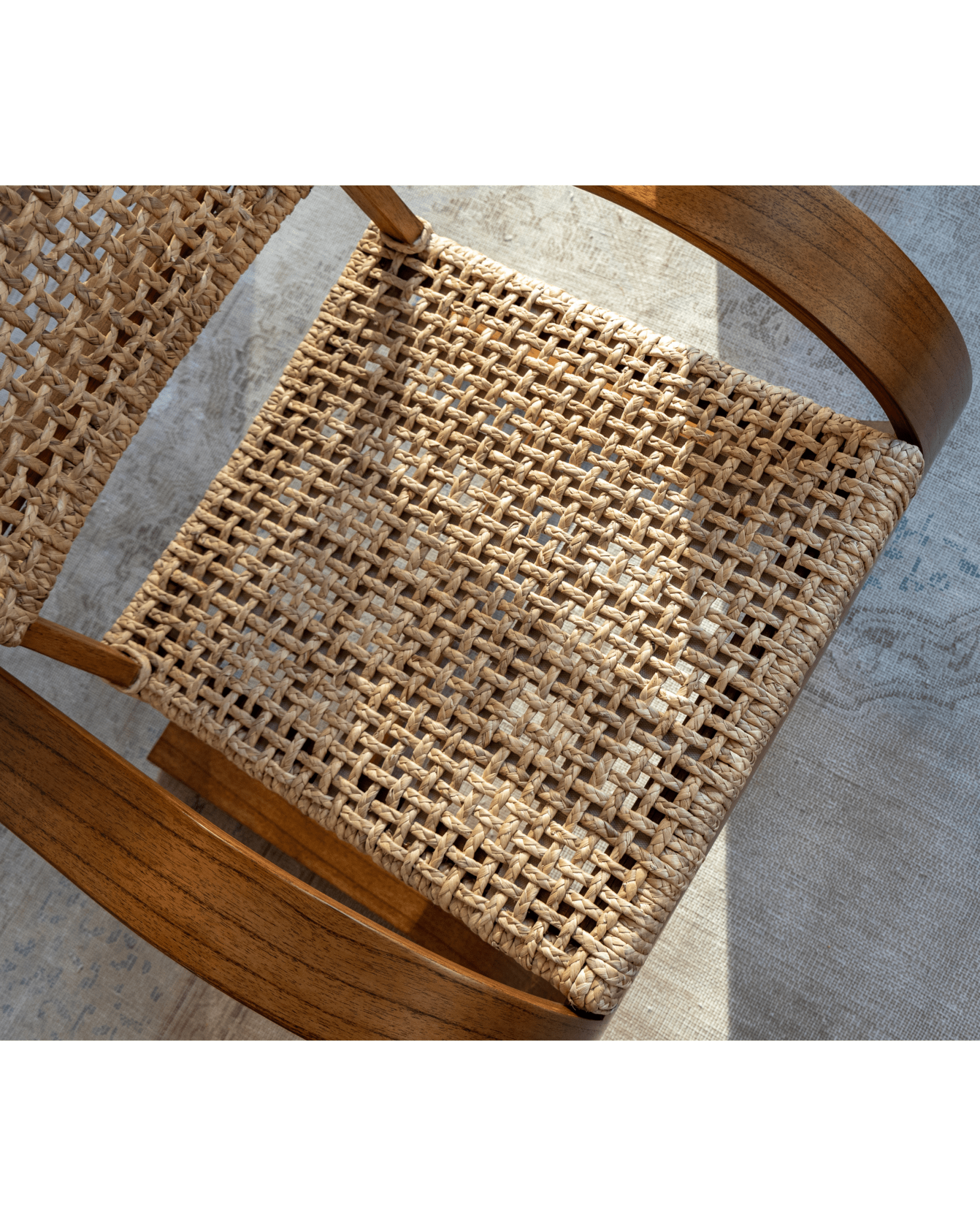 C Curve Lounge Chair