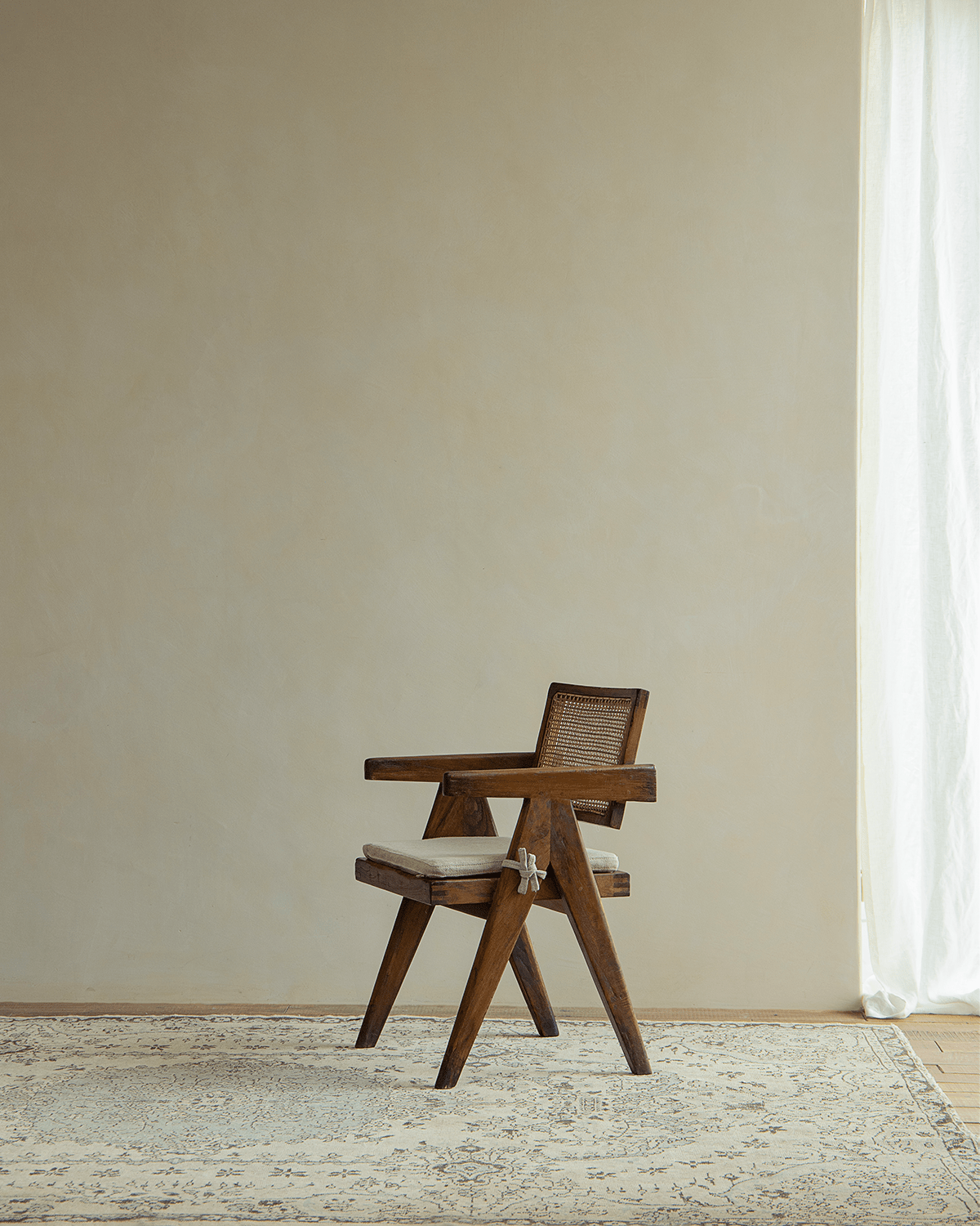 Chandigarh Office Chair Reproduction