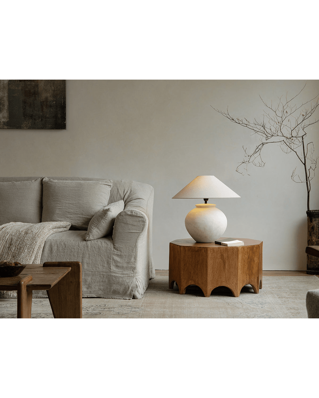 Zehneckiger Beistelltisch