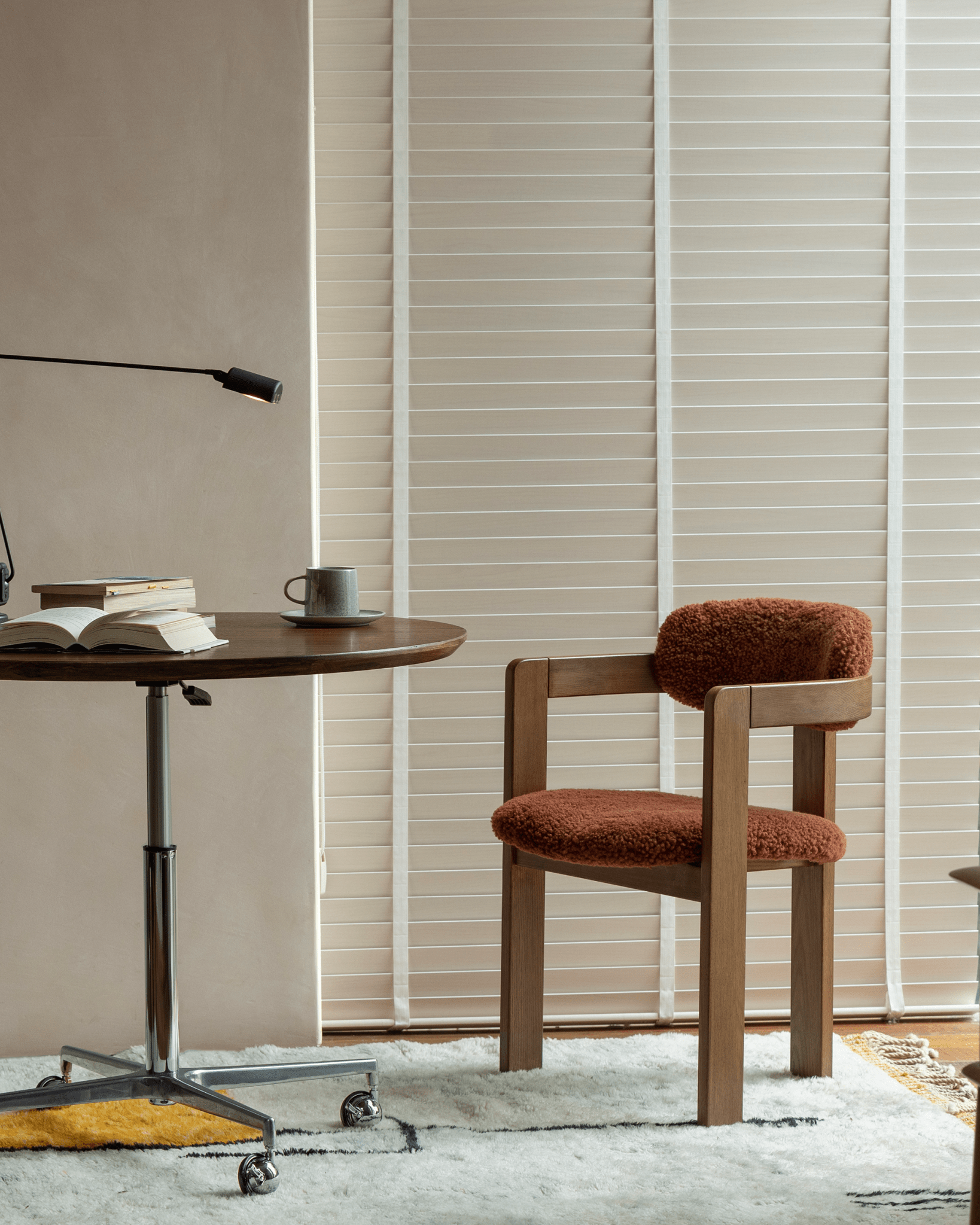 Pamplona Shearling Chair