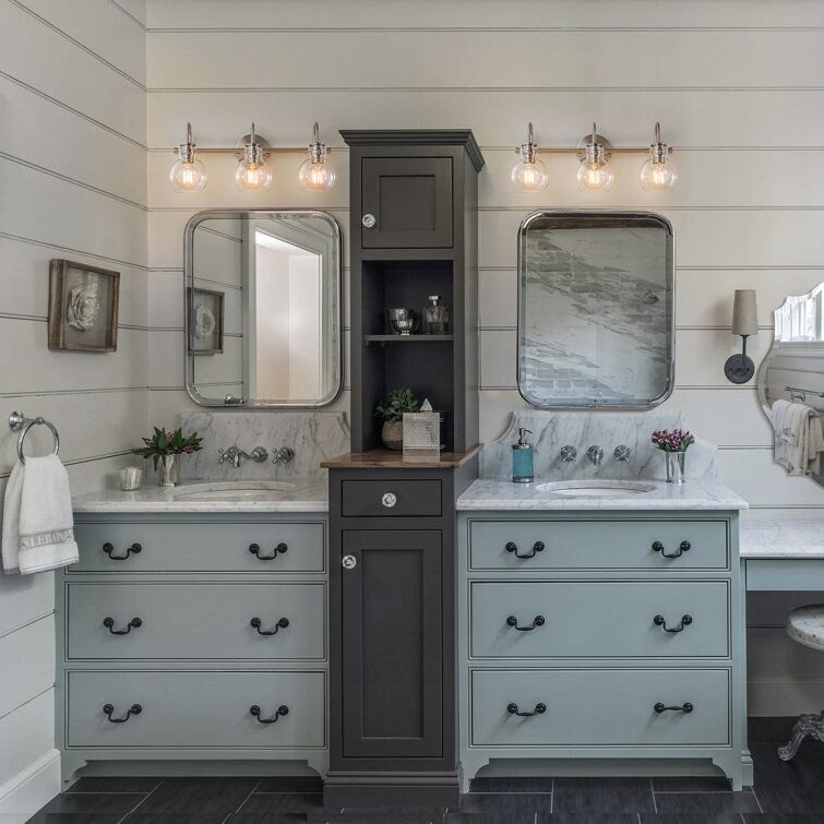 2/3-flammige Badezimmer-Wandleuchte mit Glasschirm