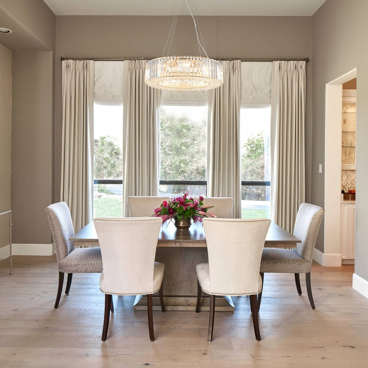 24,8 Zoll (63 cm) hoher, 8-flammiger Kronleuchter im Landhausstil, Kristallkronleuchter, Trommelkronleuchter für Esszimmer, Wohnzimmer, Schlafzimmer, Küche