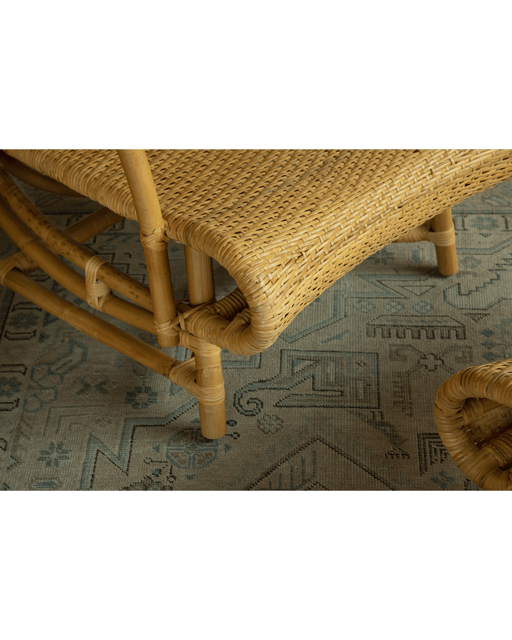 Nalgae Rattan Lounge Chair