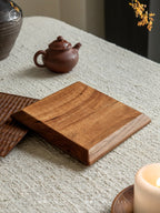 Alle Tabletts aus handgefertigtem Material