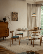 Herzförmiger Esszimmerstuhl