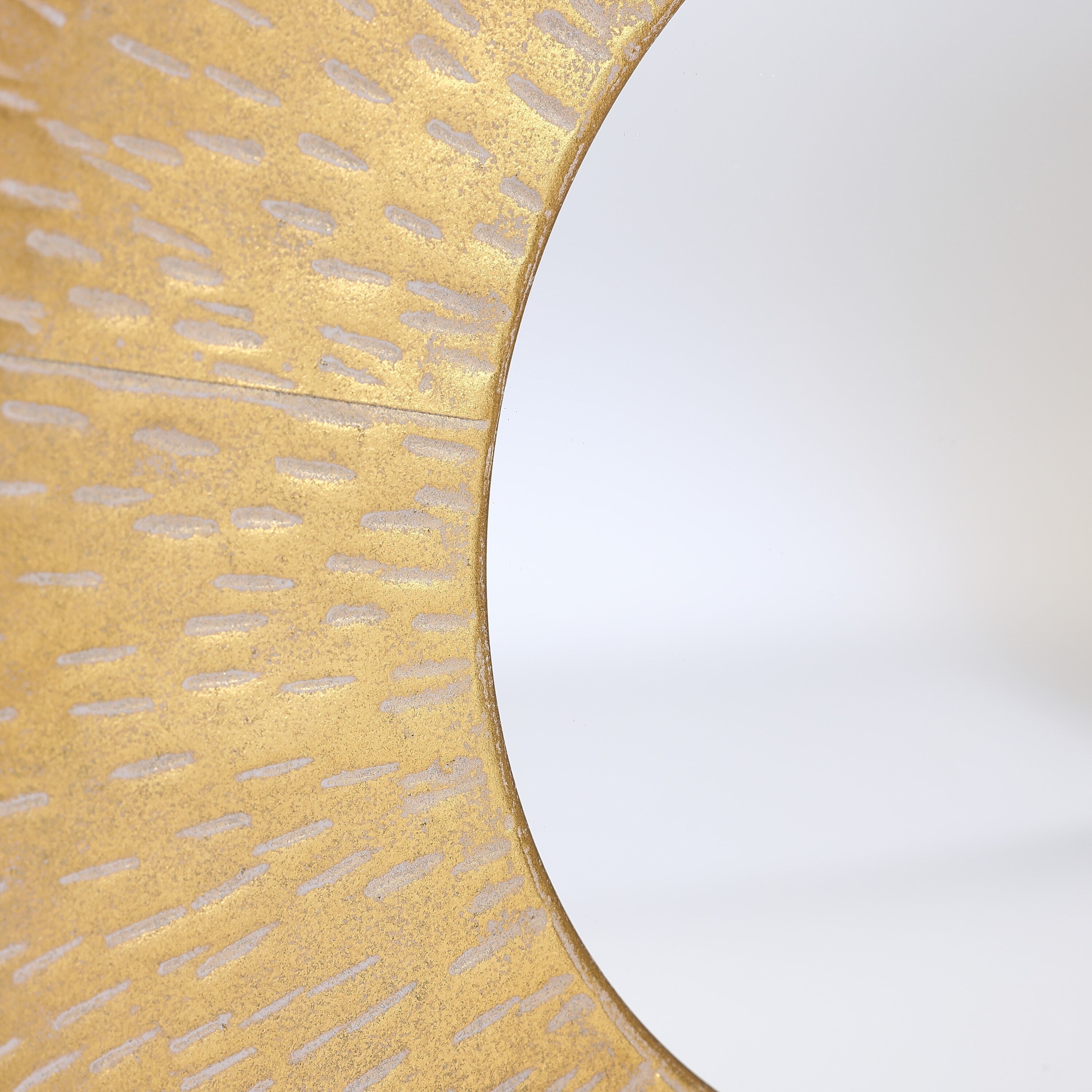 3-teiliges Set runder Wandspiegel aus goldfarbenem Metall – 22,25 cm Durchmesser x 2,36 cm Tiefe