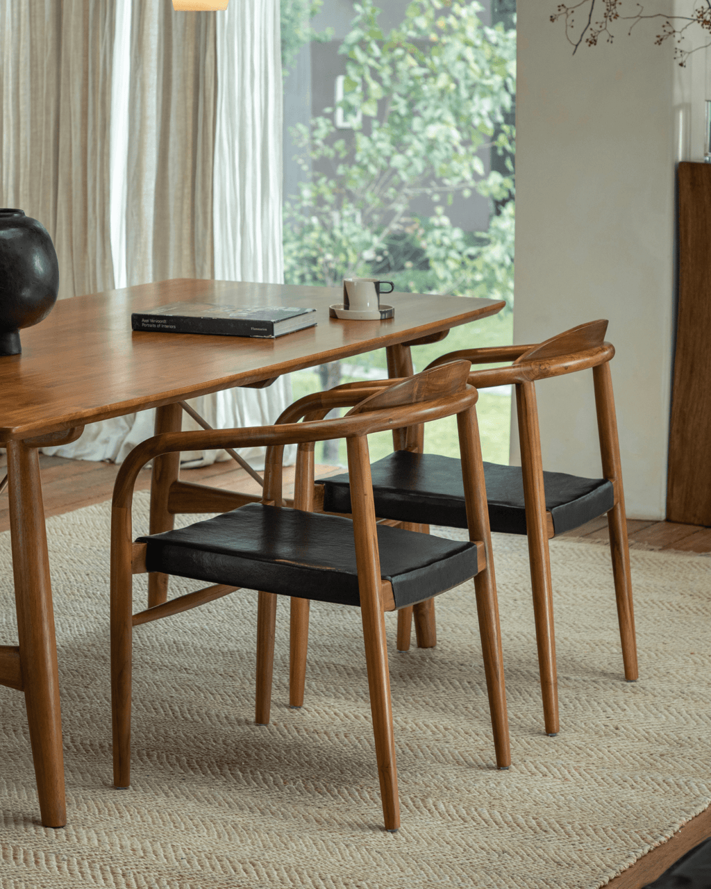 Halbmond-Ledersessel