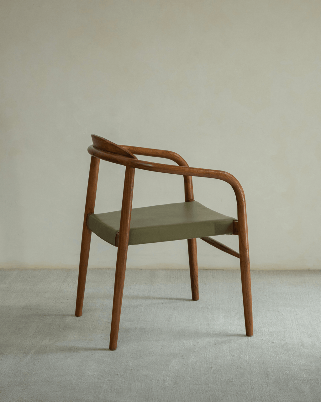 Halbmond-Ledersessel