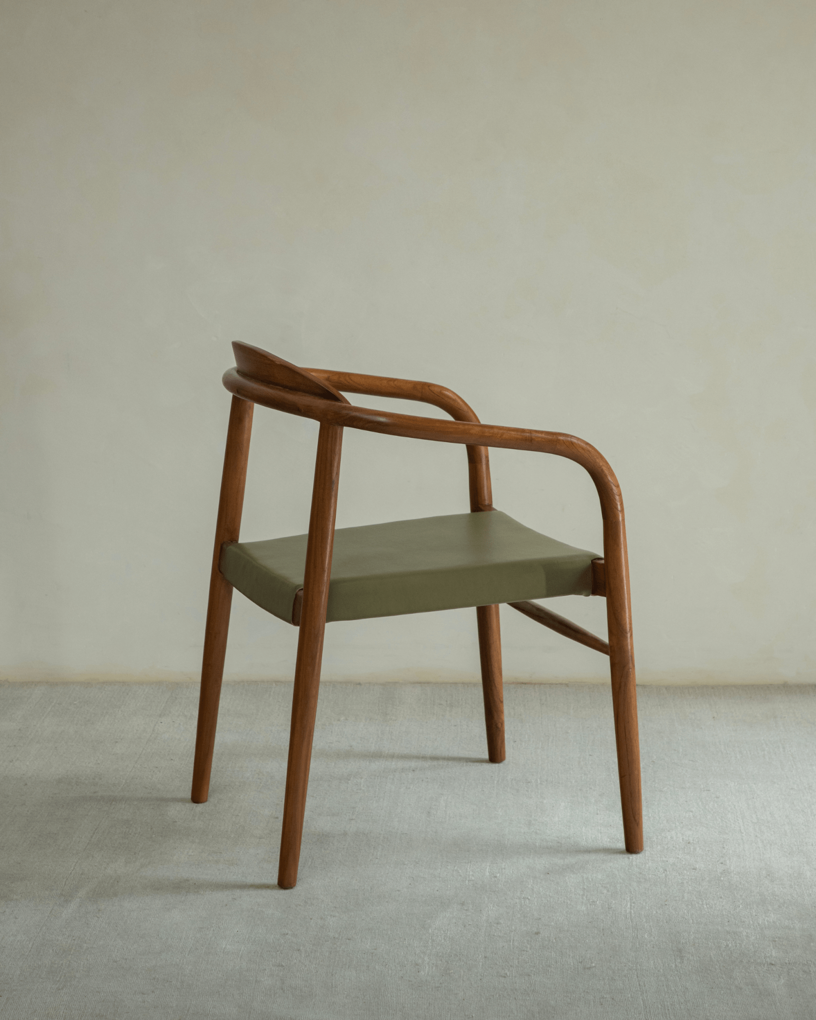 Halbmond-Ledersessel