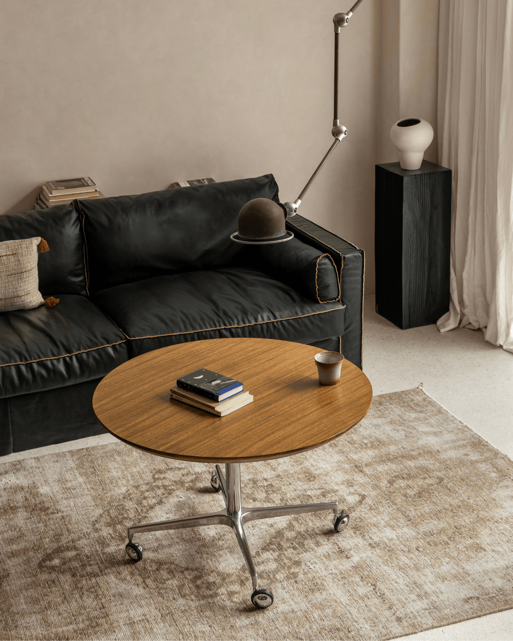 Orbit Verstellbarer Tisch